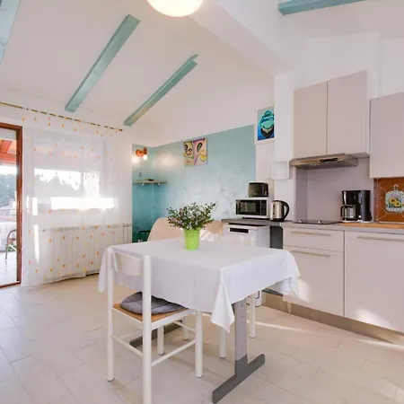 With Parking Space - 25360 Appartement *