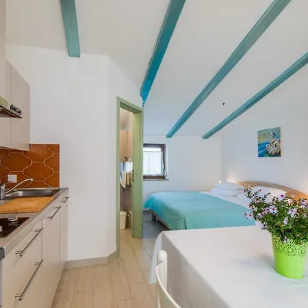 Appartement With Parking Space - 25360